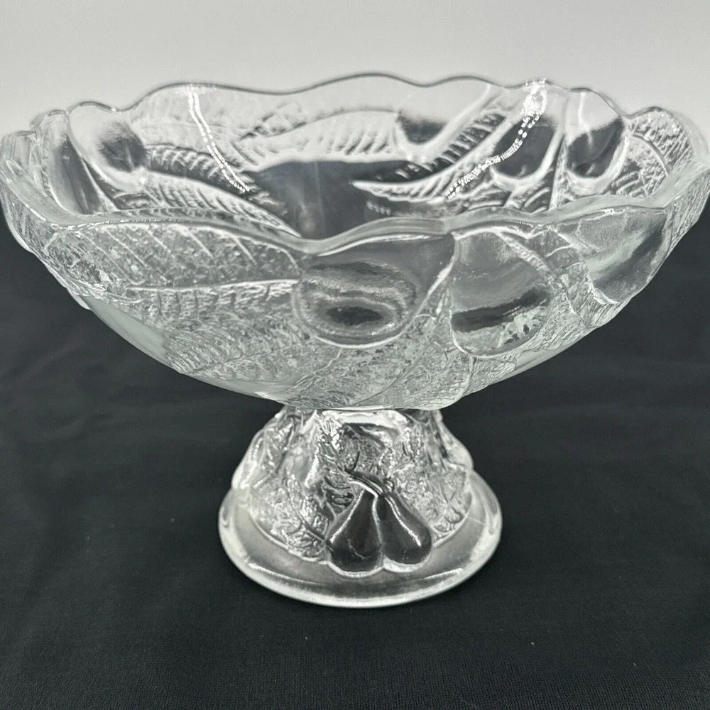 Pedestal Fruit Bowl Pear Leaf Design Vintage 80s Teleflora‎ Pressed Glass 7.5